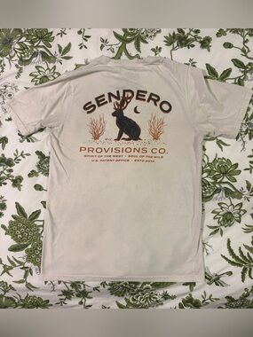 Sendero Graphic TShirt